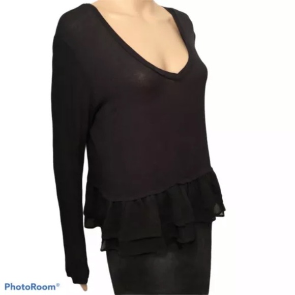Stunning Happening in the Present top size large - Picture 1 of 15